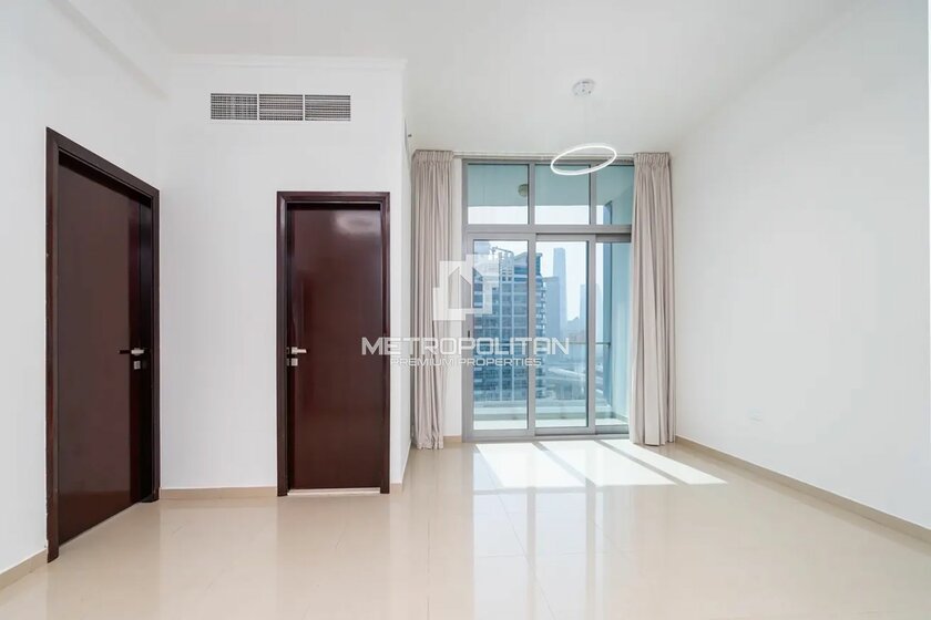 Rent a property - 1 room - Dubai Marina, UAE - image 10