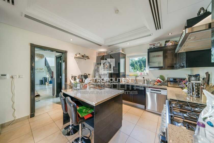 Villa à louer - Louer pour 73 525 $/annuel – image 24