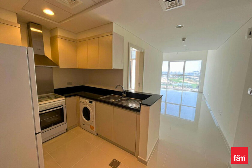 Купить 75 апартаментов - DAMAC Hills, ОАЭ - изображение 1