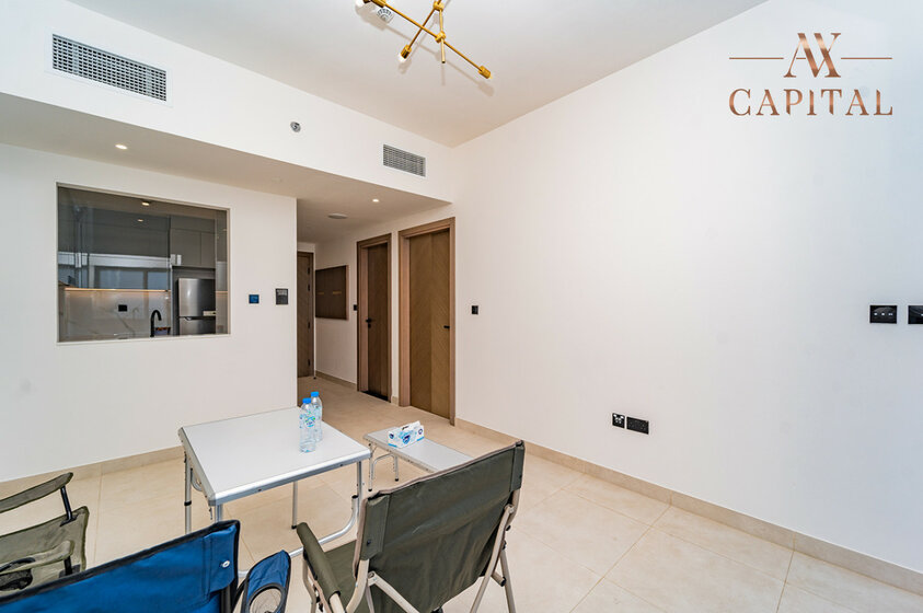 Rent a property - 1 room - Al Jaddaff, UAE - image 8