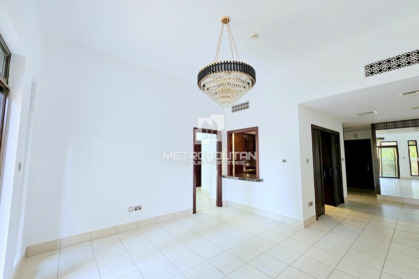 Снять 19 апартаментов - 2 комнатные - Downtown Dubai, ОАЭ - изображение 23