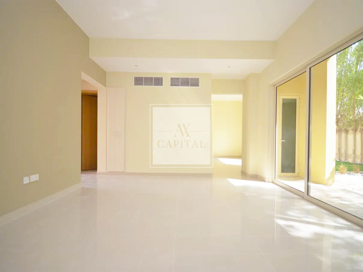 Buy 2 townhouses - Khalifa City, UAE - image 7