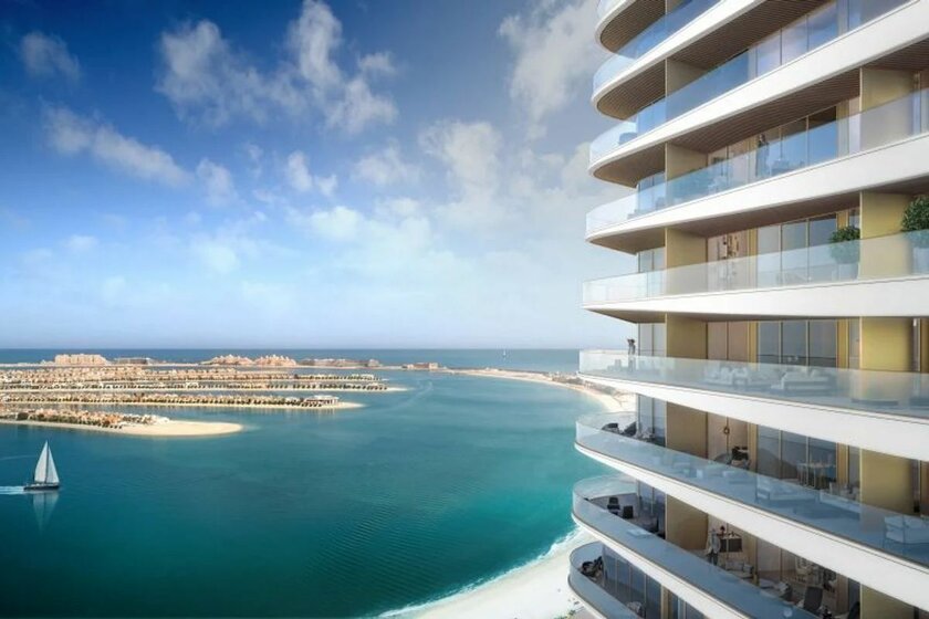 Купить 214 апартаментов - Emaar Beachfront, ОАЭ - изображение 1