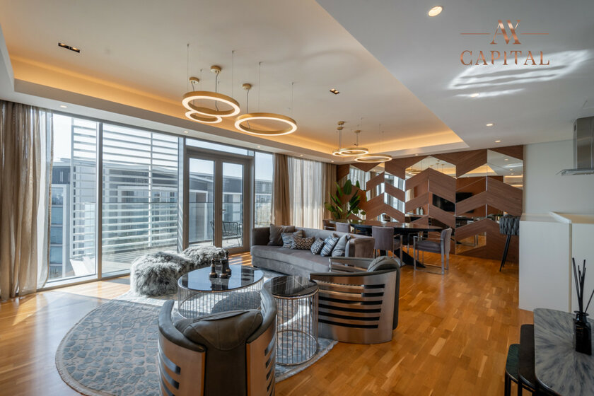 Buy 72 apartments  - Bluewaters Island, UAE - image 6