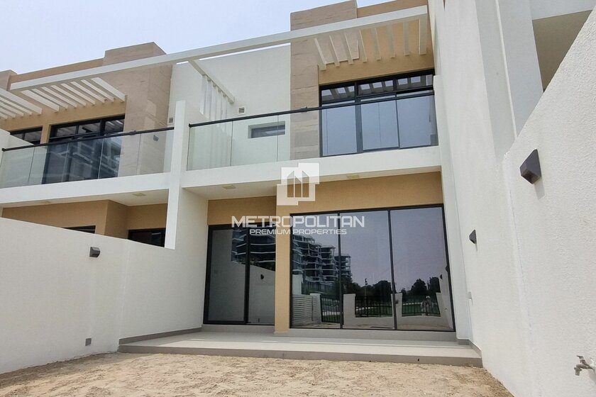 Rent 26 townhouses - 3 rooms - Dubailand, UAE - image 27