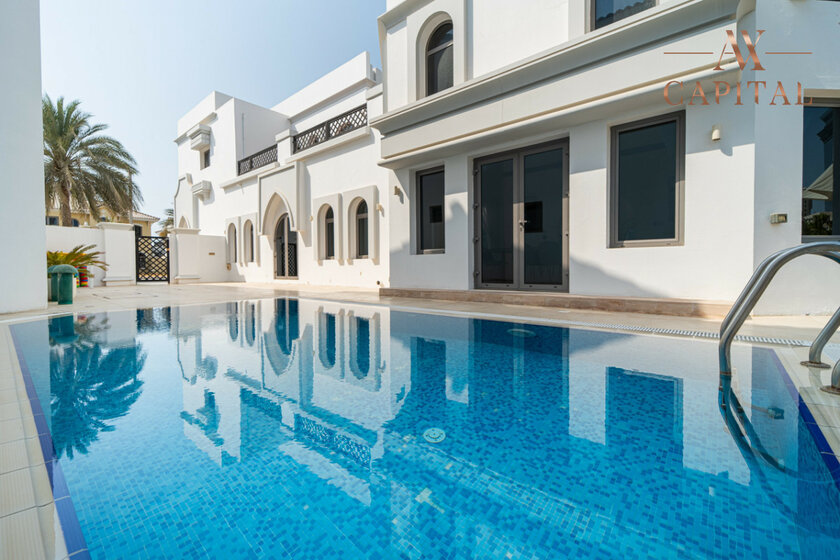 Buy 18 villas - Palm Jumeirah, UAE - image 2