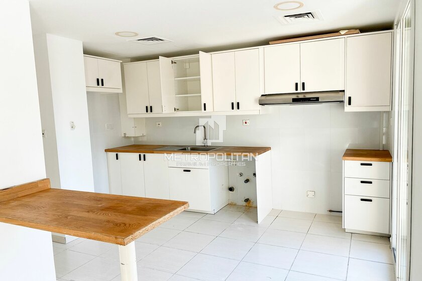 2 bedroom properties for rent in UAE - image 32