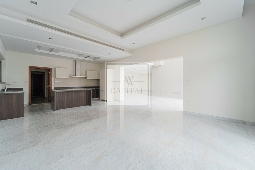 Houses for sale in UAE - image 23