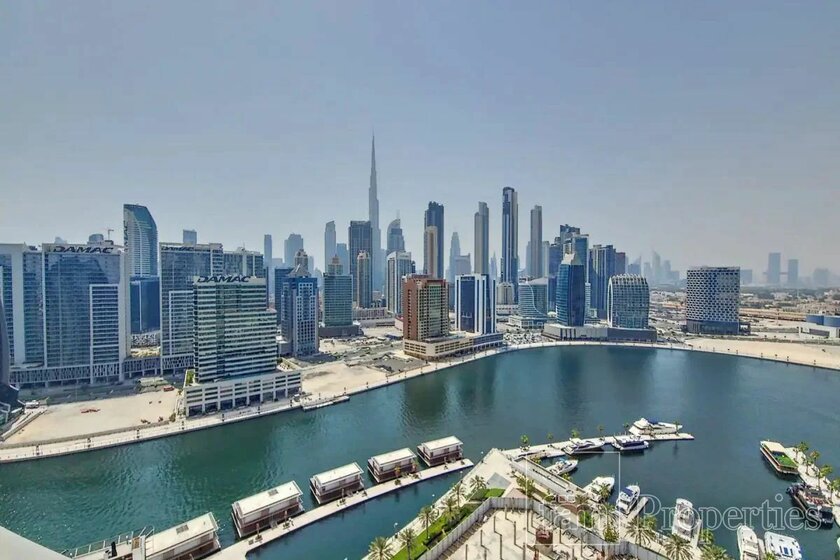 Buy 603 apartments  - Business Bay, UAE - image 1