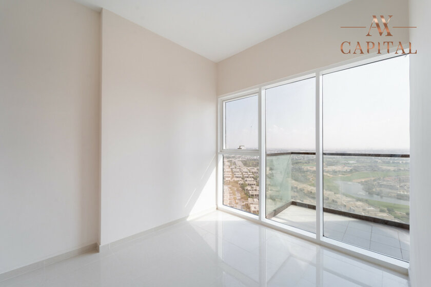 Buy 587 apartments  - 1 room - Dubai, UAE - image 16