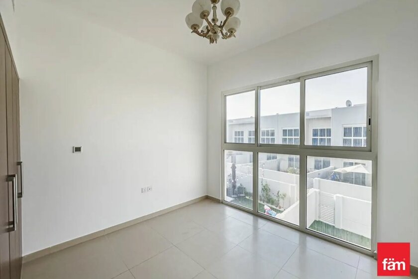 Townhouses for sale in UAE - image 22