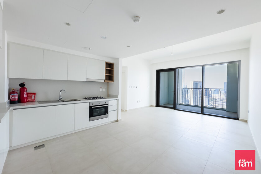 Rent 76 apartments  - Zaabeel, UAE - image 3