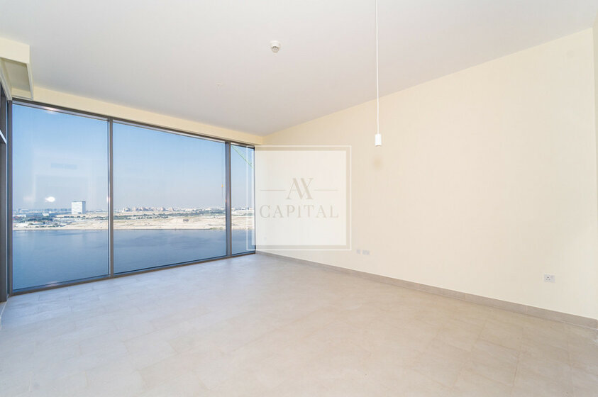 Apartments for sale in UAE - image 1