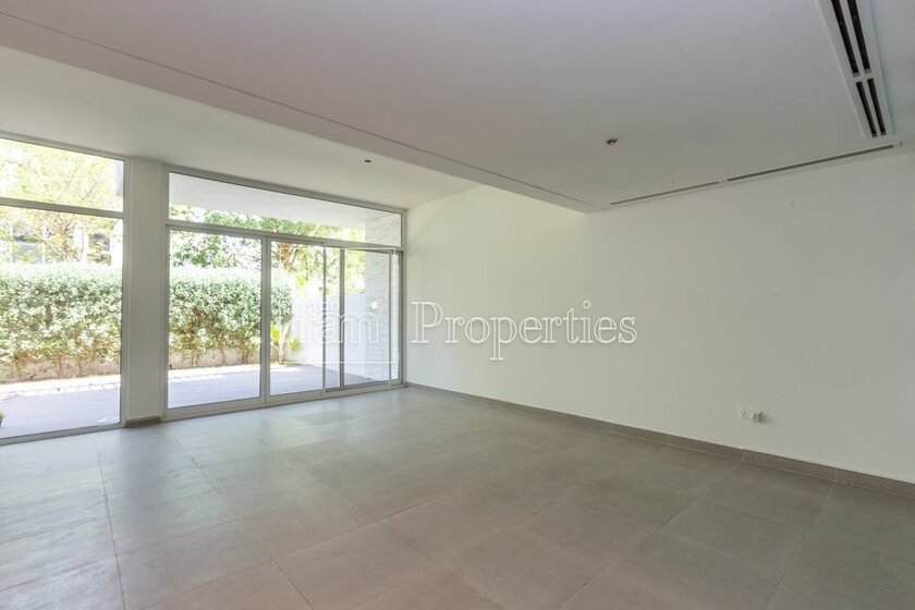 Townhouses for rent in UAE - image 17