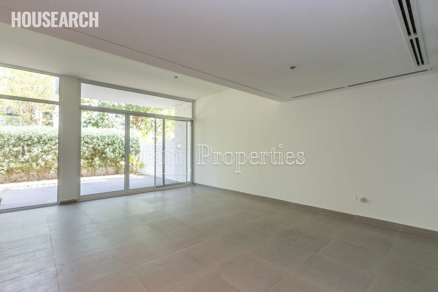 Townhouse for rent - Dubai - Rent for $51,771 - image 1