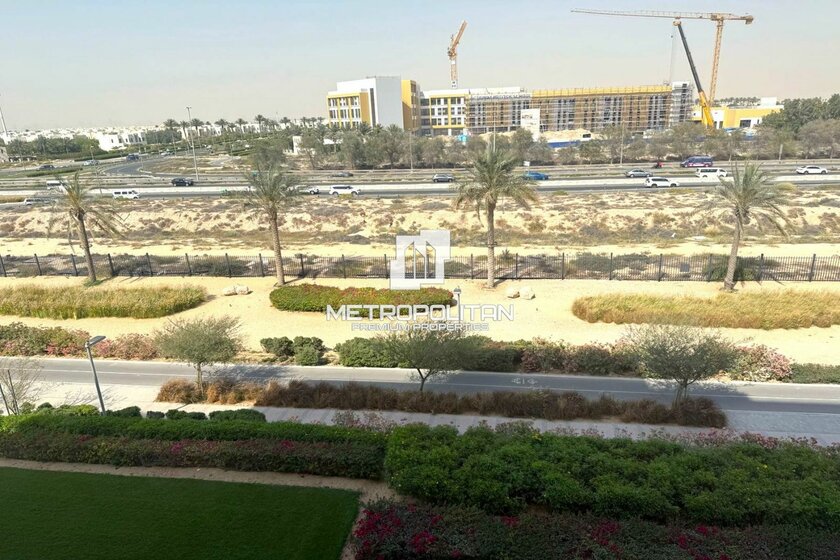 Biens immobiliers à louer - 2 pièces - Émirats arabes unis – image 3