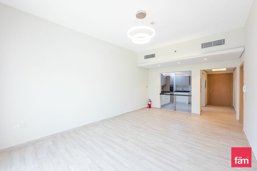 Купить 140 апартаментов - Jumeirah Village Circle, ОАЭ - изображение 32