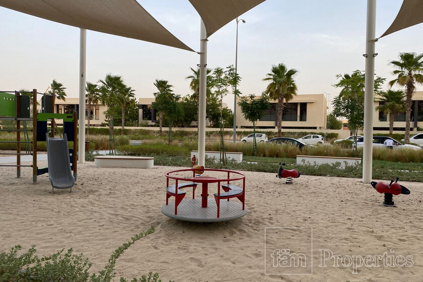 Compre una propiedad - DAMAC Hills, EAU — imagen 7
