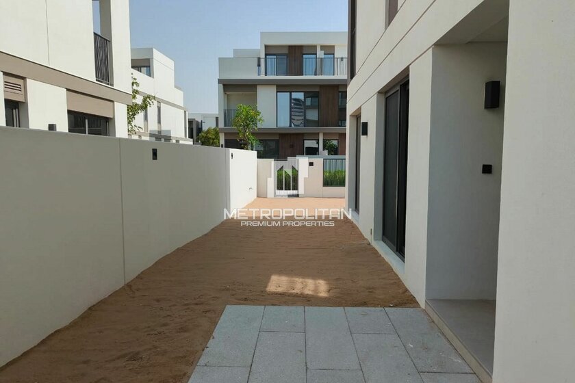 Immobilien zur Miete - 4 Zimmer - Dubai Sports City, VAE – Bild 11