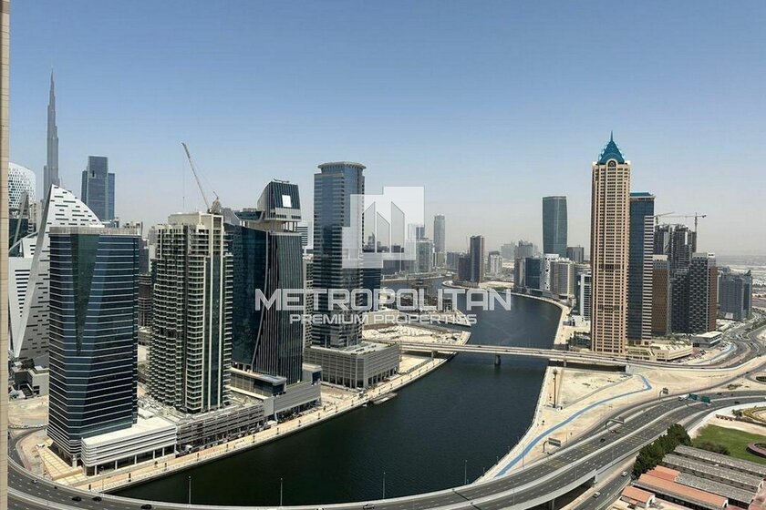 Buy a property - Al Habtoor City, UAE - image 1