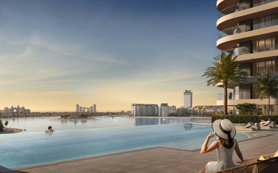 Buy a property - Emaar Beachfront, UAE - image 1