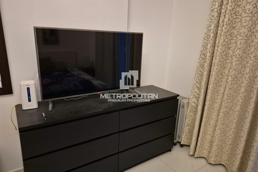 Biens immobiliers à louer - 1 pièce - Émirats arabes unis – image 11