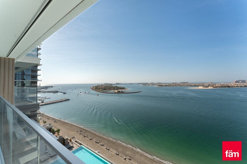 Acheter 103 appartements  - Emaar Beachfront, Émirats arabes unis – image 24