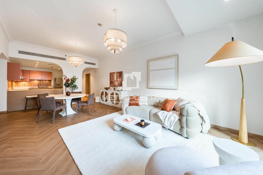 Rent a property - 1 room - Palm Jumeirah, UAE - image 8