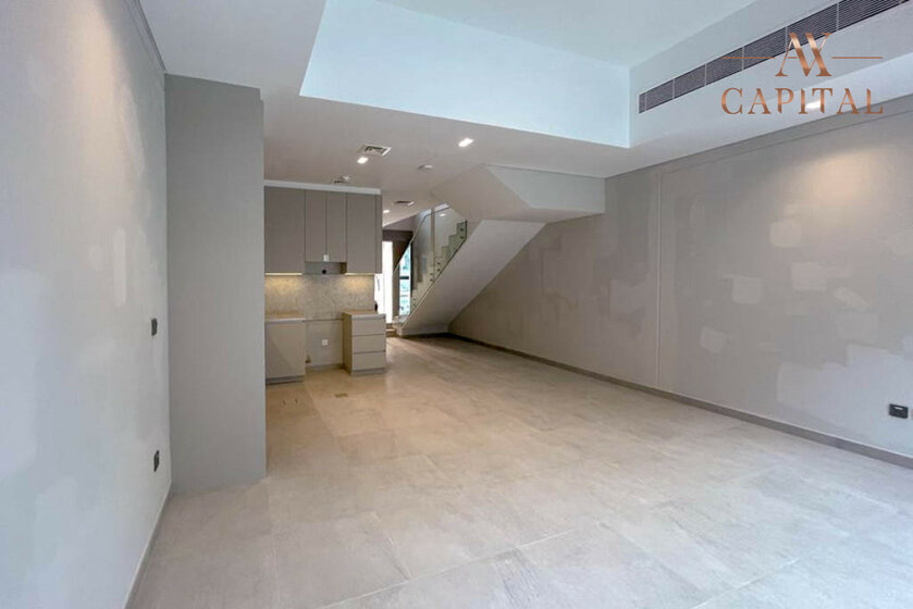 Buy 180 villas - Dubai, UAE - image 29