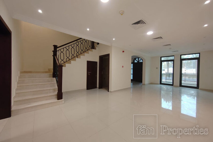 Townhouses for sale in City of Dubai - image 33