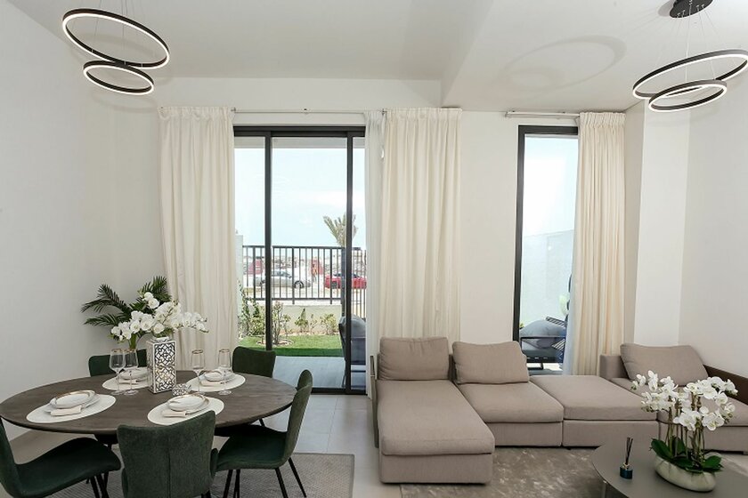 3 Häuser kaufen - Ras al-Khaimah City, VAE – Bild 5
