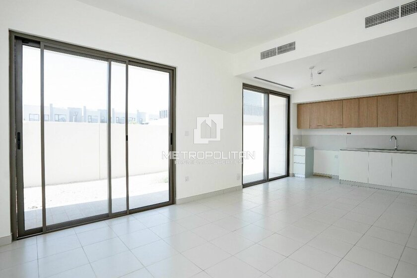 Alquile 27 adosados - 3 habitaciones - EAU — imagen 21