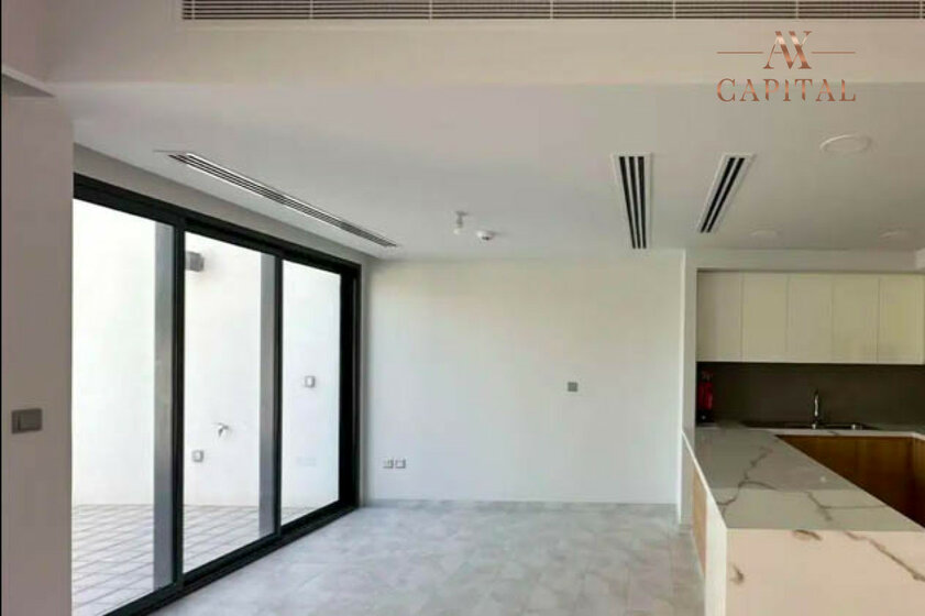 Townhouse for rent - Dubai - Rent for $54,495 - image 21