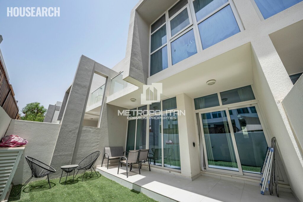 Maison de ville à louer - Louer pour 24 503 $/annuel – image 1