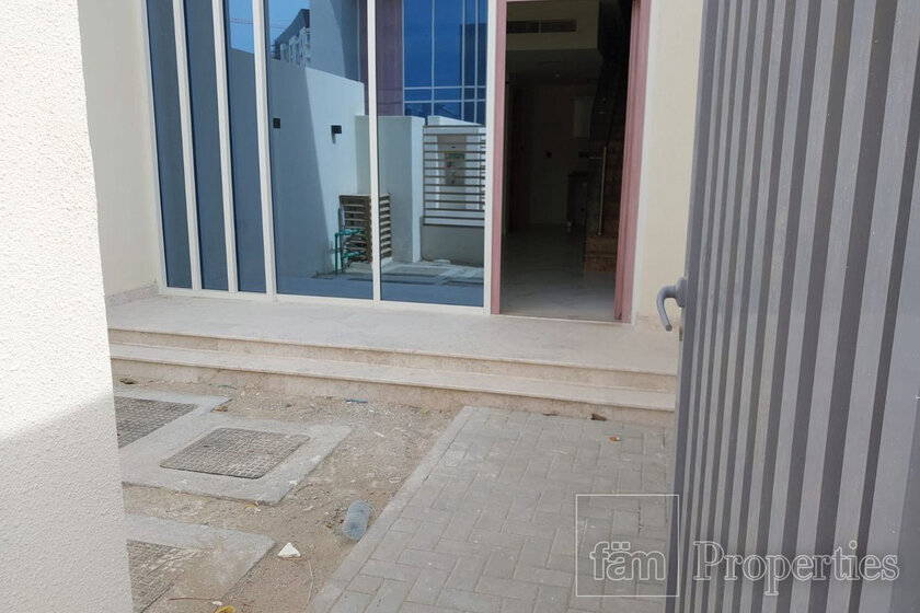 Townhouse for rent - Dubai - Rent for $24,503 / yearly - image 15