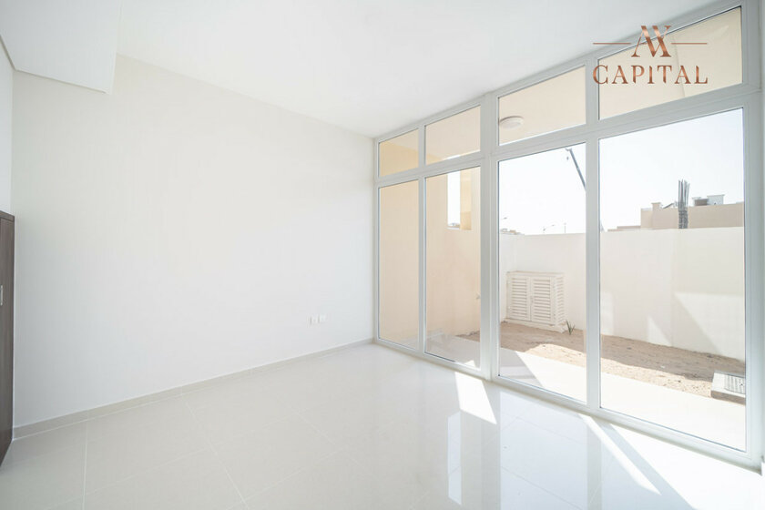 Townhouses for rent in UAE - image 15