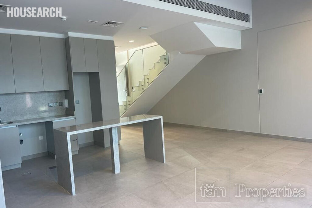 Villa for rent - Dubai - Rent for $73,569 - image 1