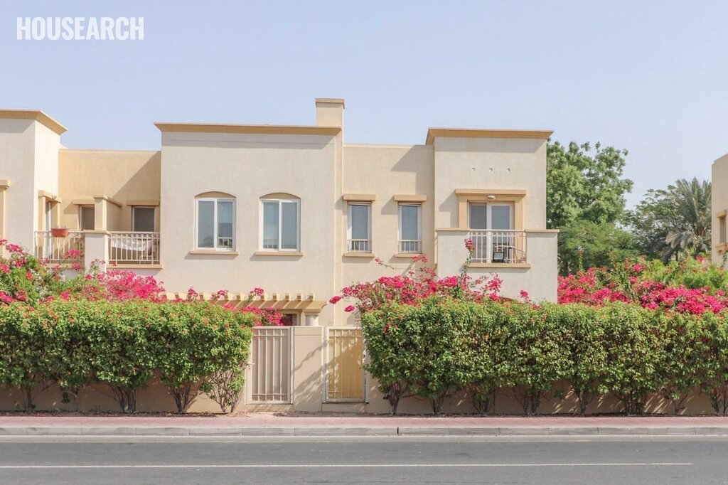 Villa for sale - Dubai - Buy for $925,600 - image 1