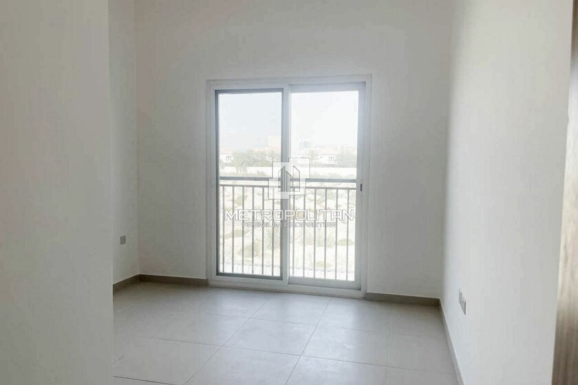 Alquile 20 adosados - 3 habitaciones - EAU — imagen 16