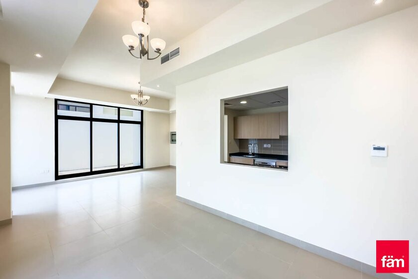 Buy a property - District 11, UAE - image 15