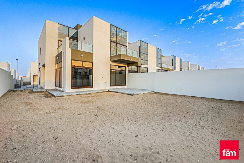 Townhouses for sale in UAE - image 25
