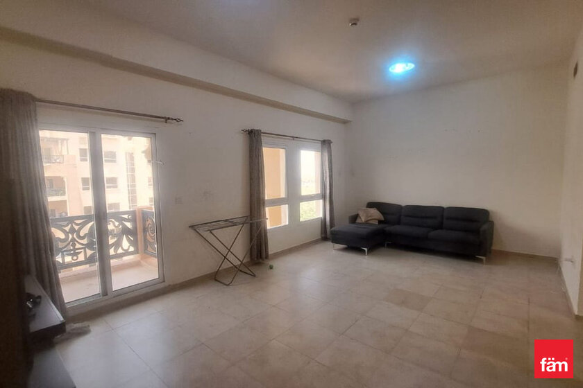 Buy 8 apartments  - Remraam, UAE - image 25