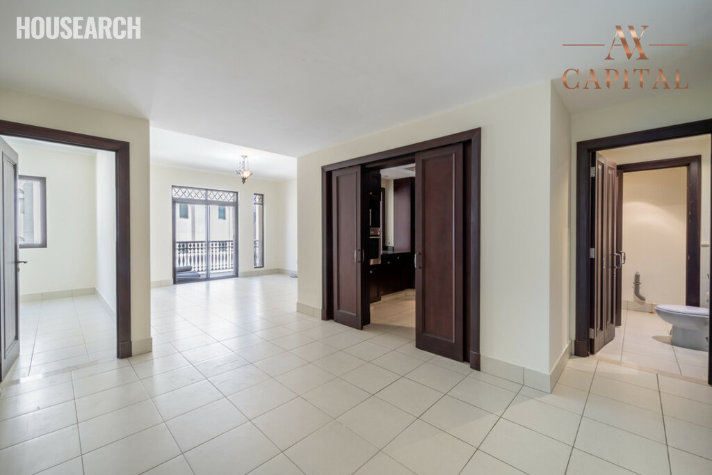 54.458 $/jährlich 2 Schlafzimmer 3 Badezimmer Fläche 124 m² – Bild 1