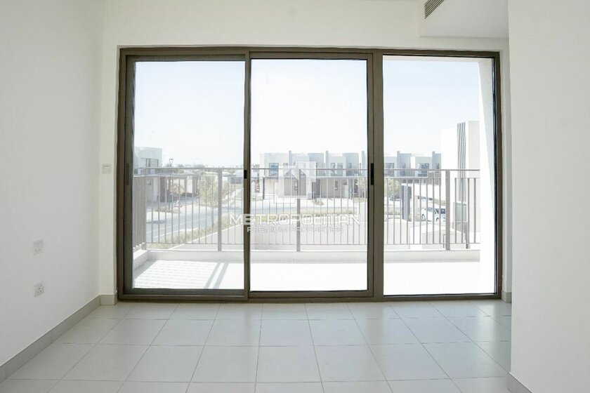 Alquile 27 adosados - 3 habitaciones - EAU — imagen 22