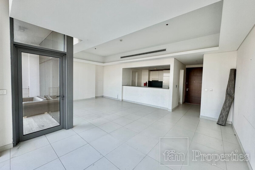 Rent 406 apartments  - Downtown Dubai, UAE - image 2