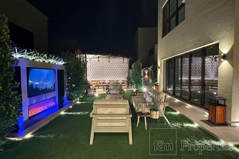 Купить 24 дома - Nad Al Sheba, ОАЭ - изображение 9