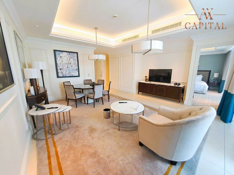 Buy a property - 2 rooms - Downtown Dubai, UAE - image 3