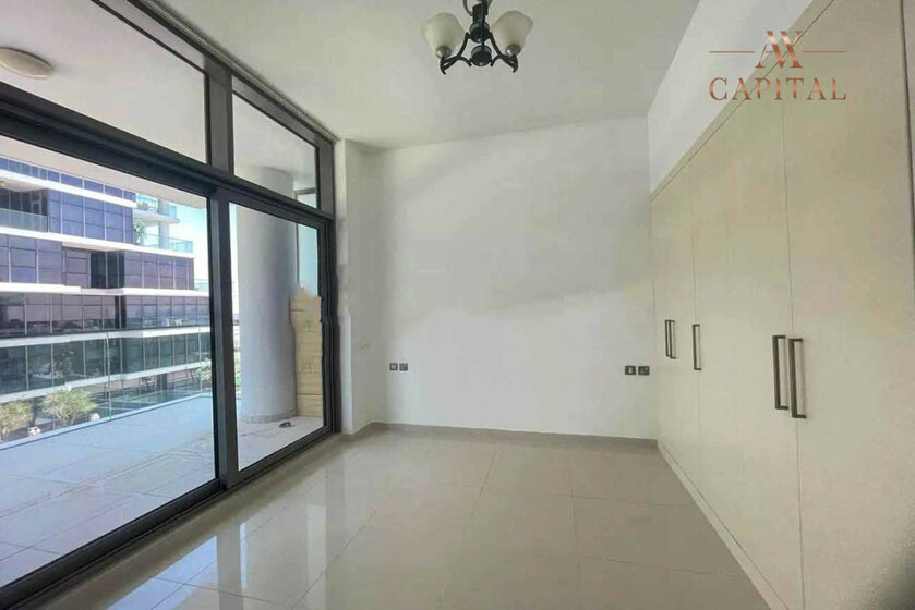 Купить 75 апартаментов - DAMAC Hills, ОАЭ - изображение 11