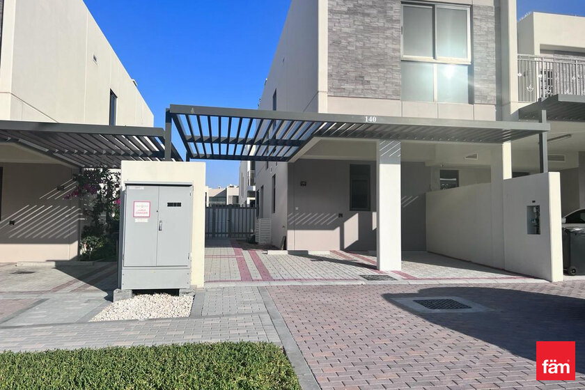 Rent a property - DAMAC Hills 2, UAE - image 9