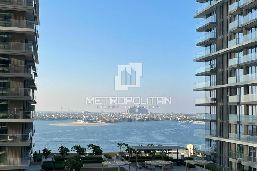 Rent a property - Emaar Beachfront, UAE - image 1